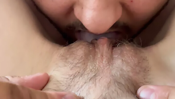 British Amateur Couple Explores Oral Pleasure With Close-Up View