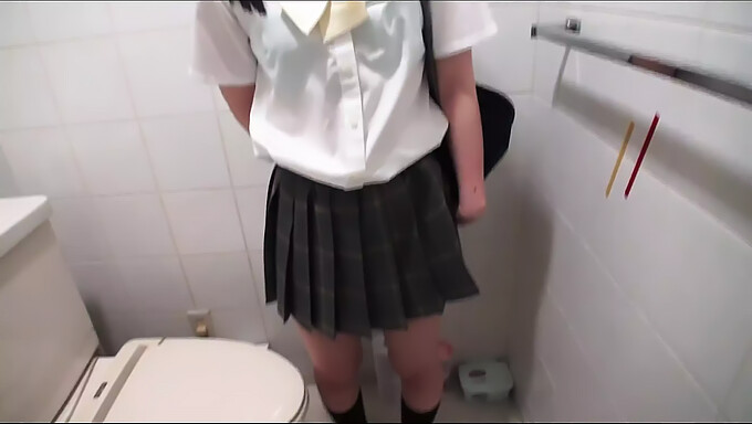 Japanese Teen Blowjobs And Masturbation In Harajuku